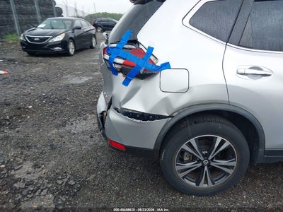 2019 NISSAN ROGUE SV