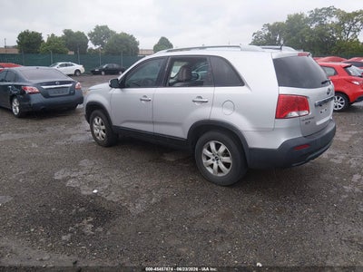 2011 KIA SORENTO LX