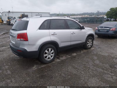 2011 KIA SORENTO LX