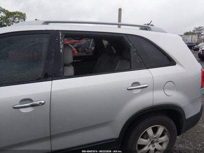 2011 KIA SORENTO LX