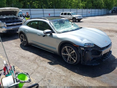 2022 Porsche Taycan Cross Turismo