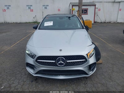 MERCEDES-BENZ A 220