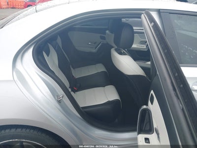 MERCEDES-BENZ A 220