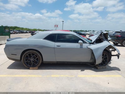 DODGE CHALLENGER