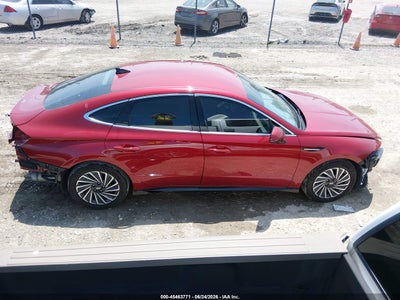 HYUNDAI SONATA HYBRID