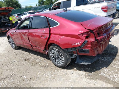 HYUNDAI SONATA HYBRID