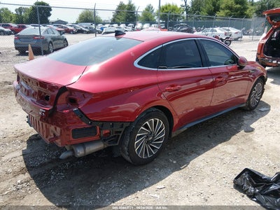 HYUNDAI SONATA HYBRID