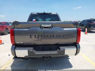 TOYOTA TUNDRA