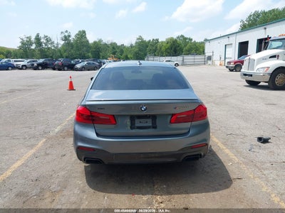 2018 BMW M550I 17
