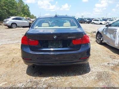 BMW 320I