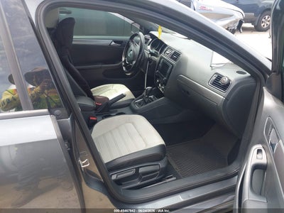 2016 VOLKSWAGEN JETTA 5