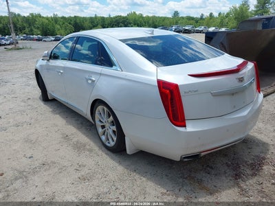 CADILLAC XTS