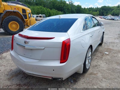 CADILLAC XTS