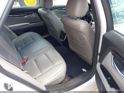 CADILLAC XTS