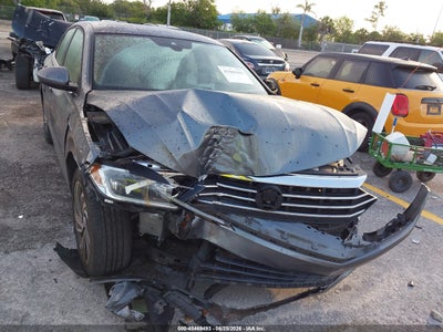 VOLKSWAGEN JETTA