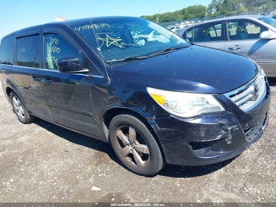 2010 VOLKSWAGEN ROUTAN SE