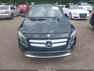 2017 MERCEDES-BENZ GLA 250 12