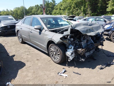 2022 Hyundai Sonata Hybrid