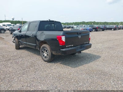 NISSAN TITAN