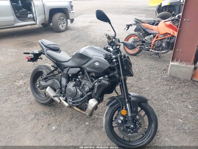 2026 Yamaha Mtn690