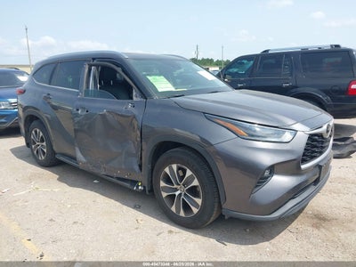 2021 Toyota Highlander