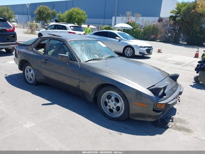 1985 Porsche 944