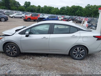 NISSAN VERSA