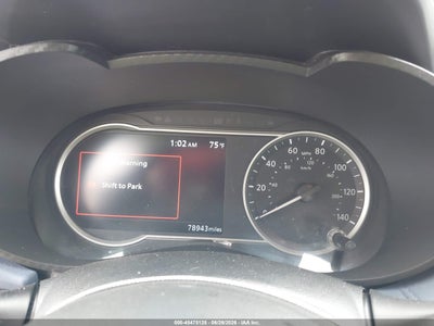 NISSAN VERSA