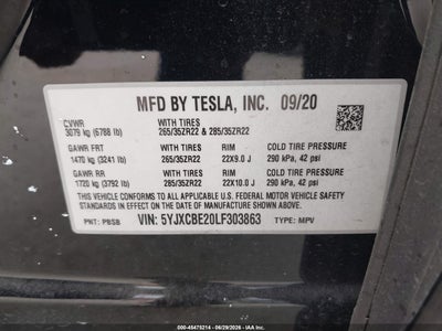 TESLA MODEL X