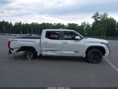 TOYOTA TUNDRA