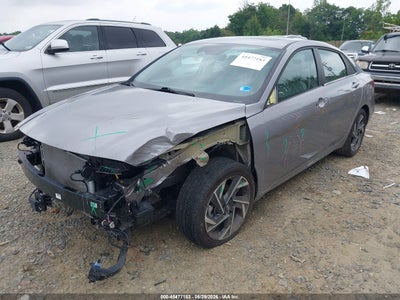 HYUNDAI ELANTRA