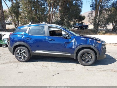 NISSAN KICKS