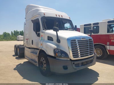 2016 Freightliner Cascadia 113