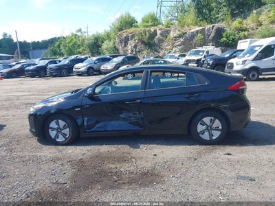 HYUNDAI IONIQ HYBRID