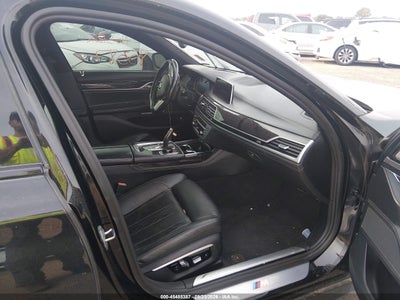 BMW 750I