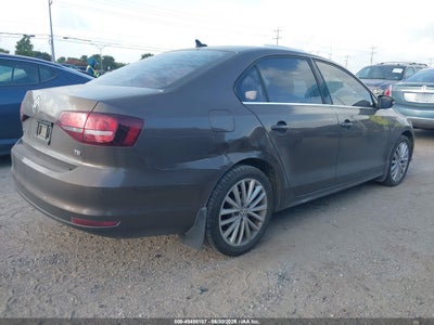 VOLKSWAGEN JETTA
