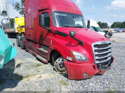 2019 Freightliner New Cascadia 126