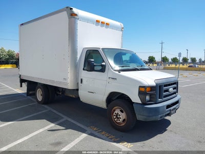 2014 Ford E-350 Cutaway