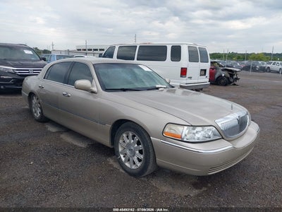 1LNHM81W95Y634095 LINCOLN TOWN CAR Photo 1