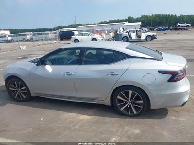 NISSAN MAXIMA