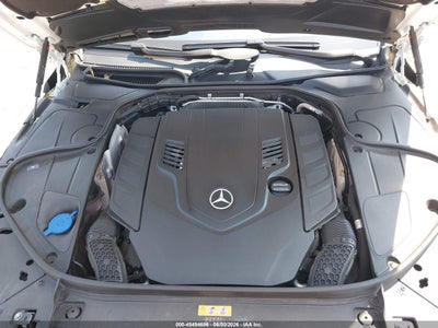 MERCEDES-BENZ S 560
