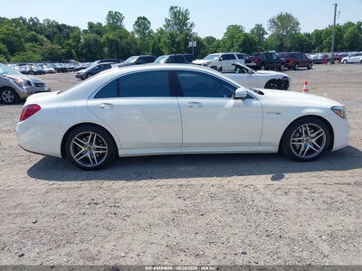 MERCEDES-BENZ S 560