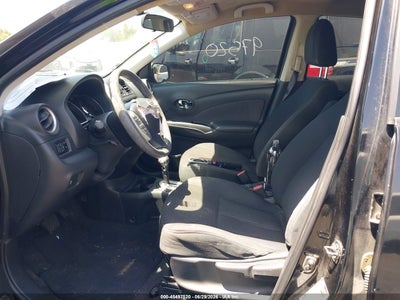 NISSAN VERSA