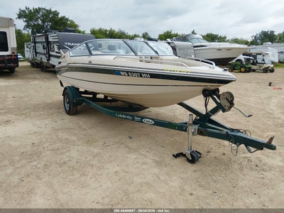 1995 Celebrity 18'