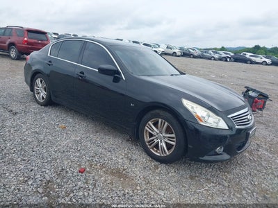 2015 Infiniti Q40