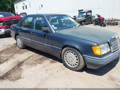 WDBEA30D9MB333491 MERCEDES-BENZ 300 Photo 1