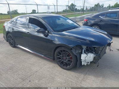 TOYOTA AVALON