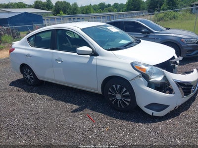 NISSAN VERSA