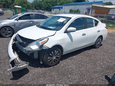 NISSAN VERSA