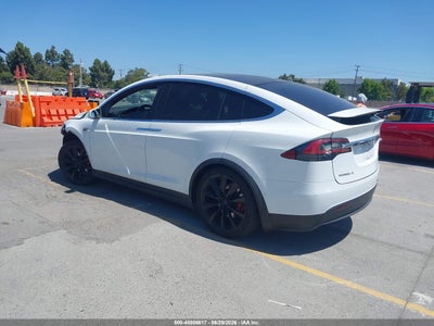TESLA MODEL X